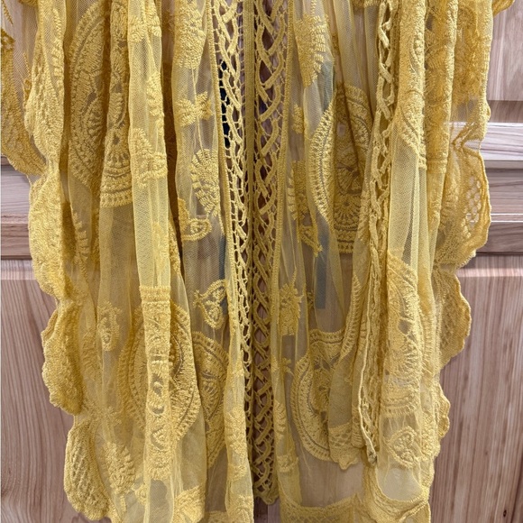 Do Everything in Love Mustard Lace Cardigan Kimono Beach Cover Up One Size - Picture 3 of 13